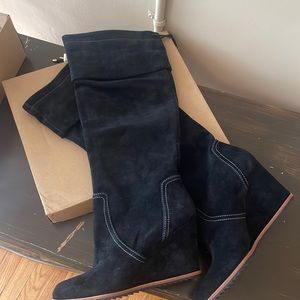 Dr. Scholls black tall suede boots size 9 1/2 new in box